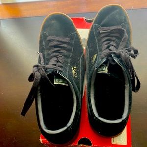 Puma Clyde shoes mens 10.5 uS